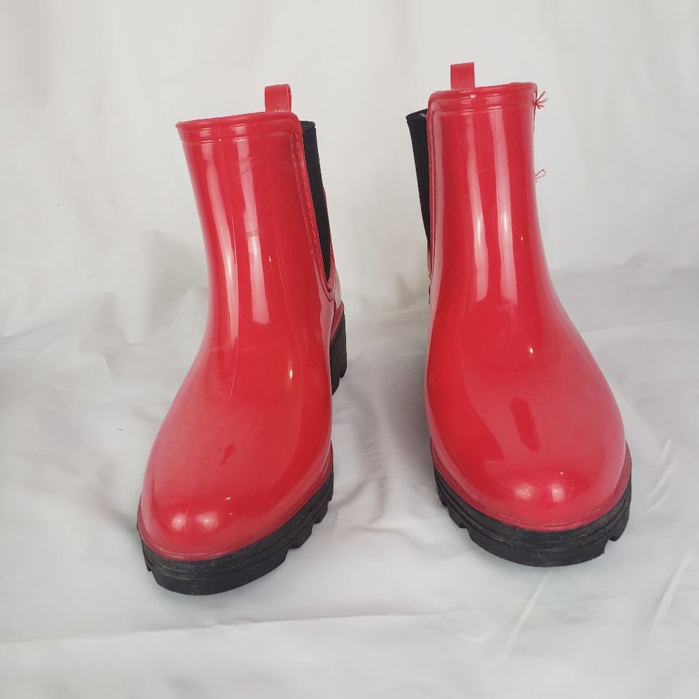 SEVEN7 Red Halifax Chelsea Rain Boots - Size 7 - Picture 3 of 10
